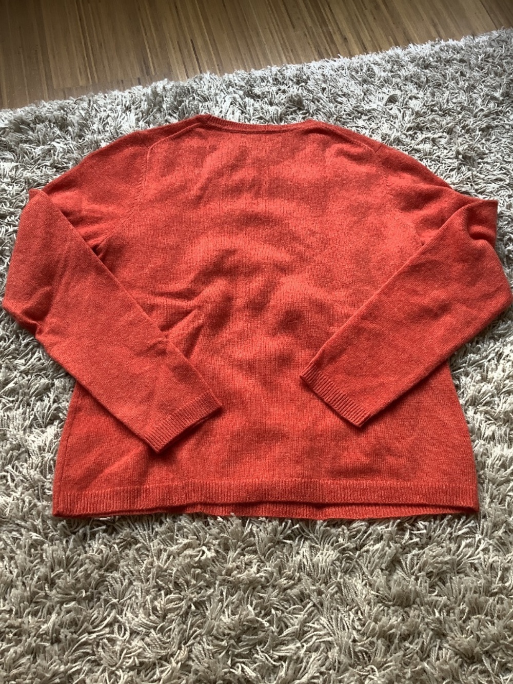 Cashmere Sweater - Picture 3 of 3